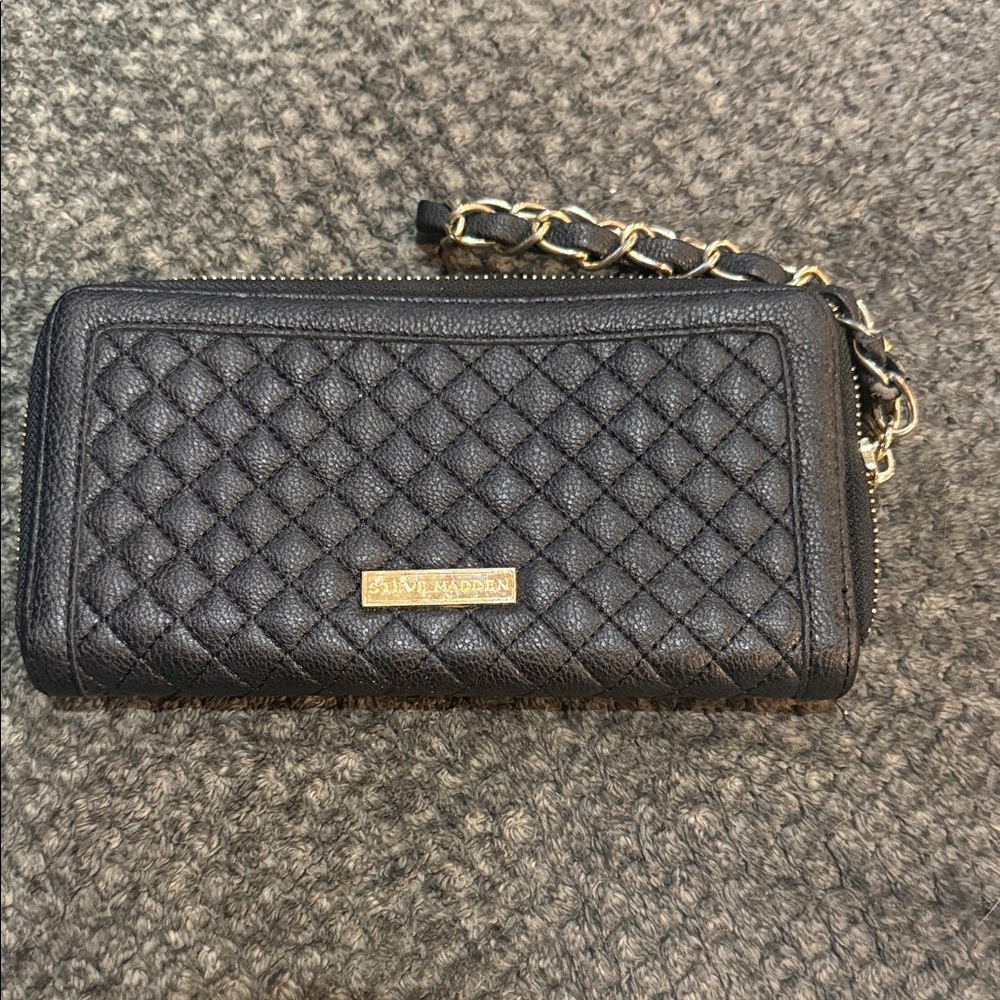 Steve Madden Black Quilted Chain Wallet